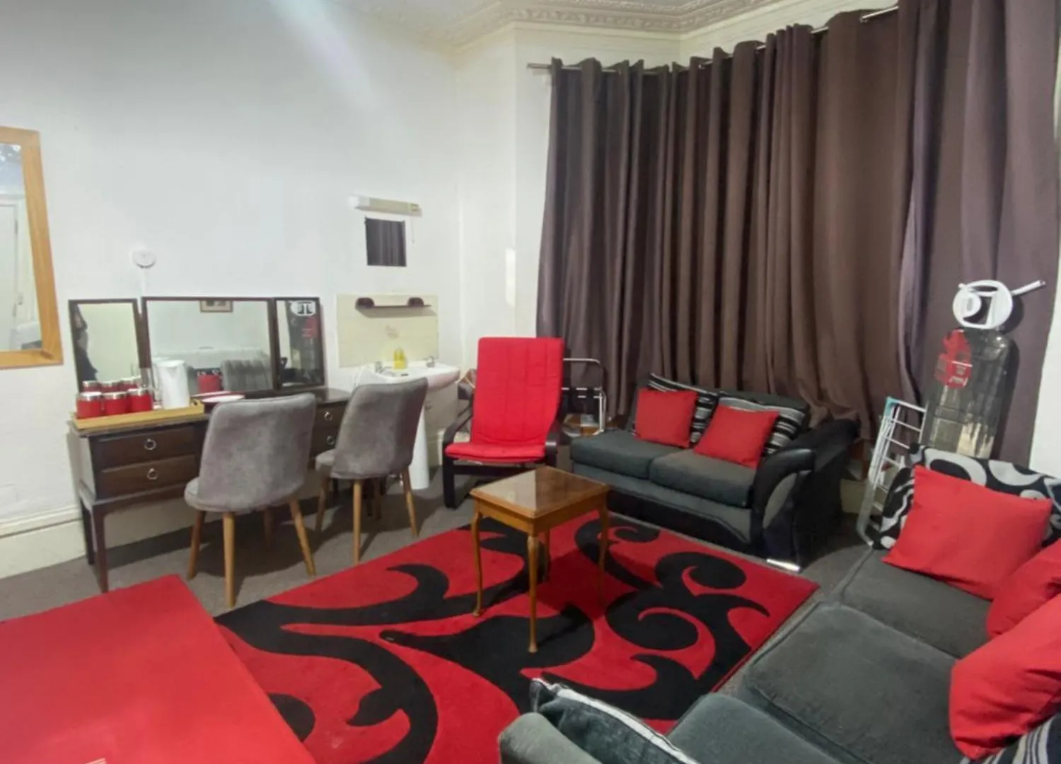 Saji Hotel Ilford